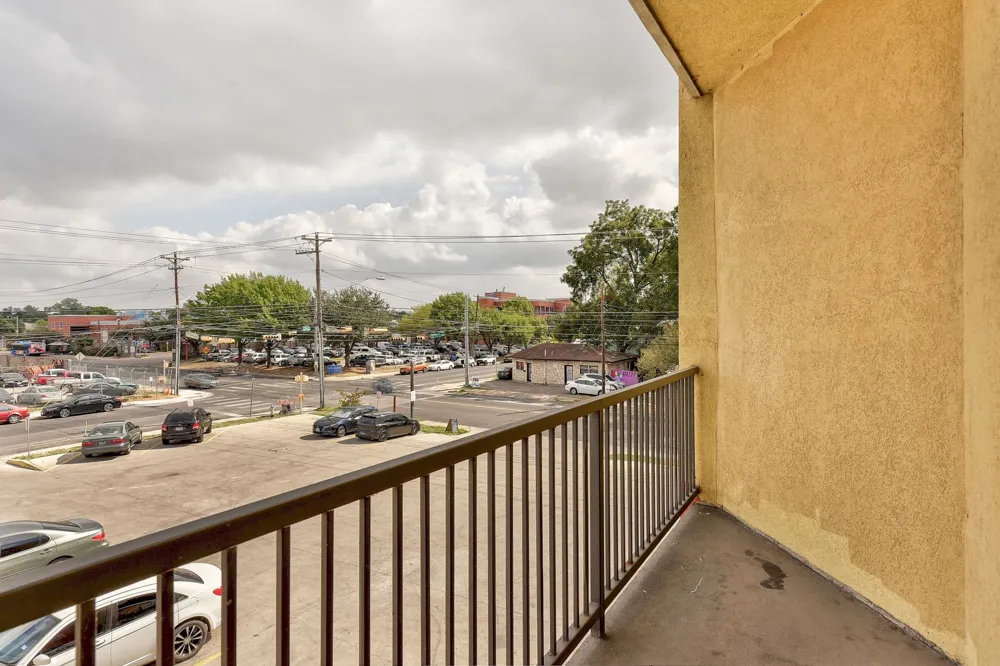 420 Pleasant Valley Road #205 Austin, TX 78702