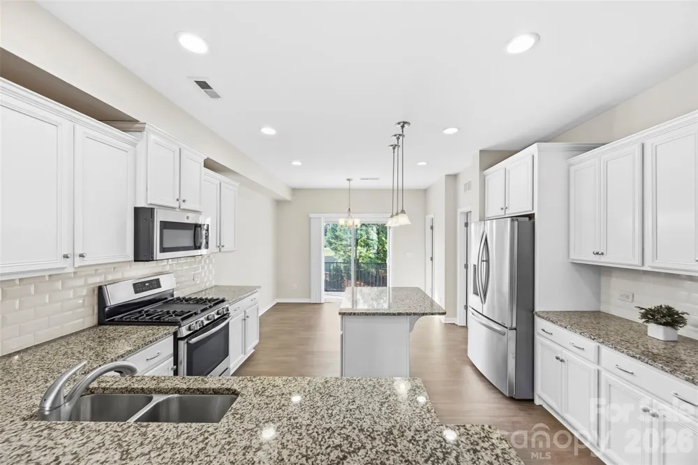 513 Dulaney Drive Fort Mill, SC 29708