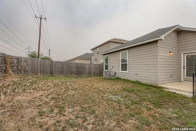 4918 VIA SONOMA TRL Converse, TX 78109