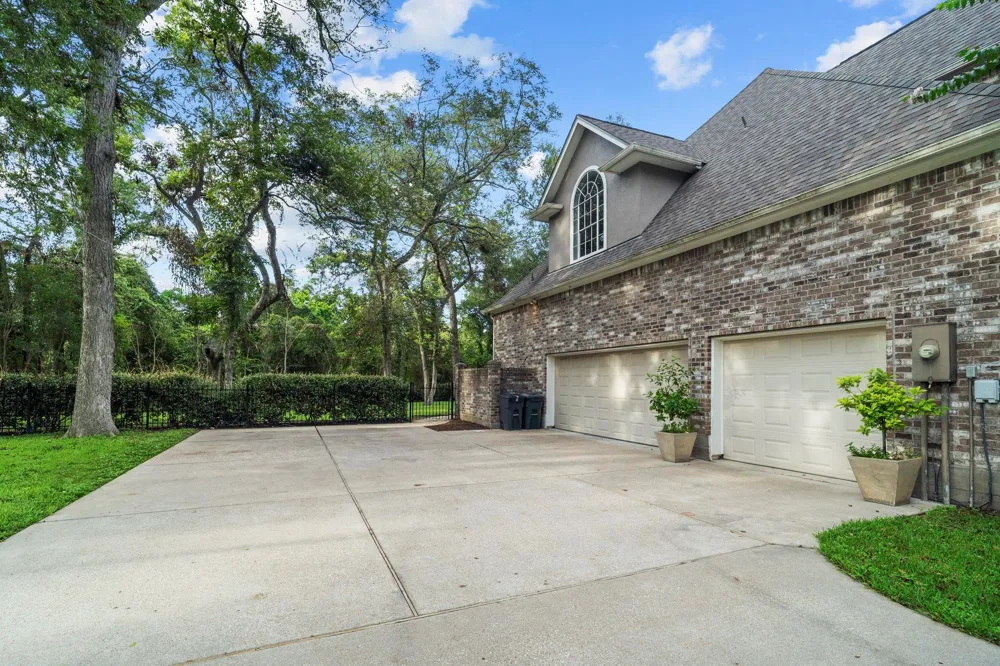 2522 Ginger Mint Court Richmond, TX 77406