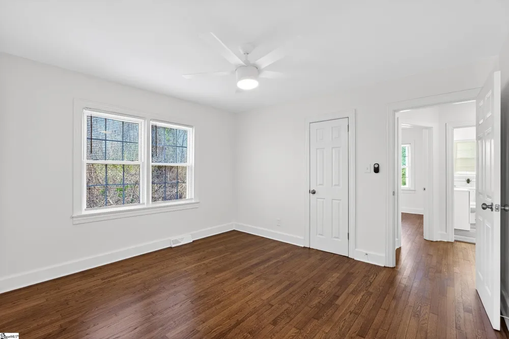 111 Oakleaf Drive Spartanburg, SC 29301