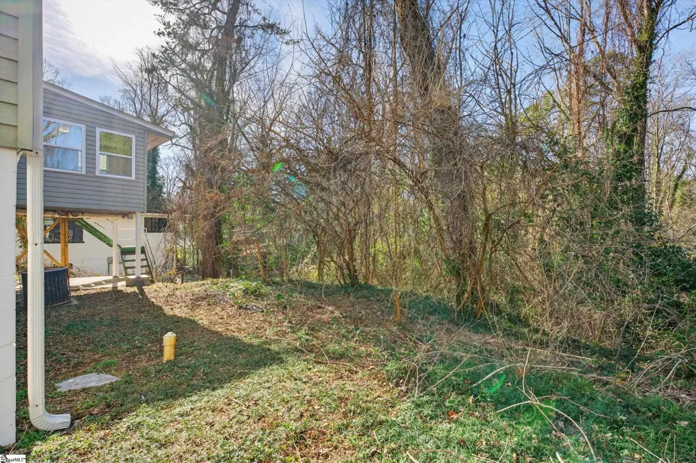 111 Oakleaf Drive Spartanburg, SC 29301