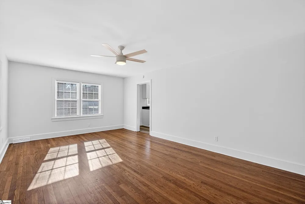 111 Oakleaf Drive Spartanburg, SC 29301