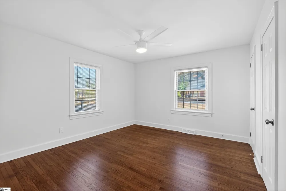 111 Oakleaf Drive Spartanburg, SC 29301