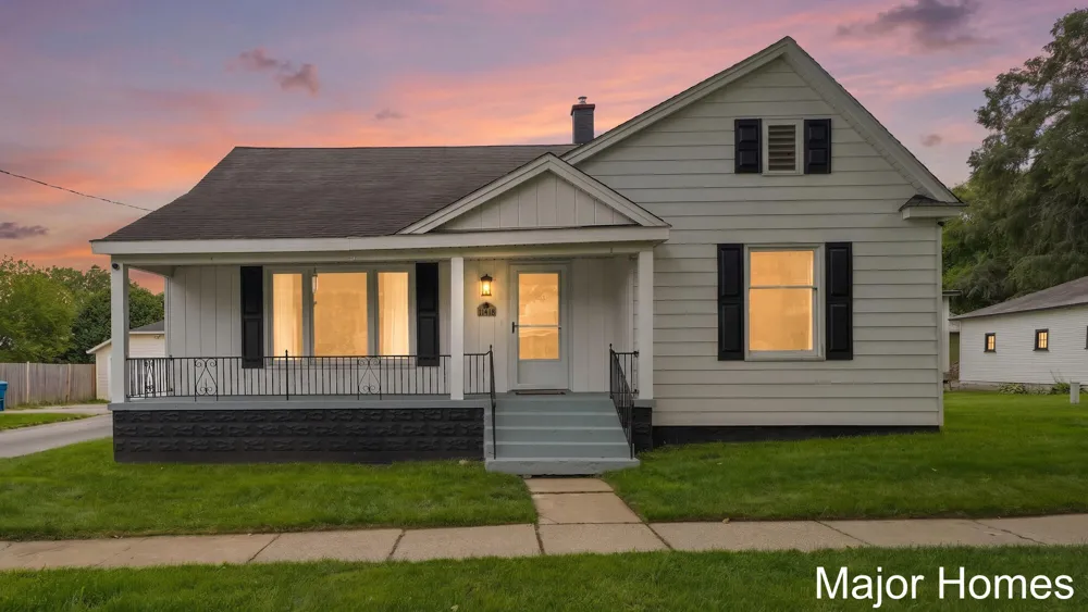 11418 SE Kirby Street SE Alto, MI 49302