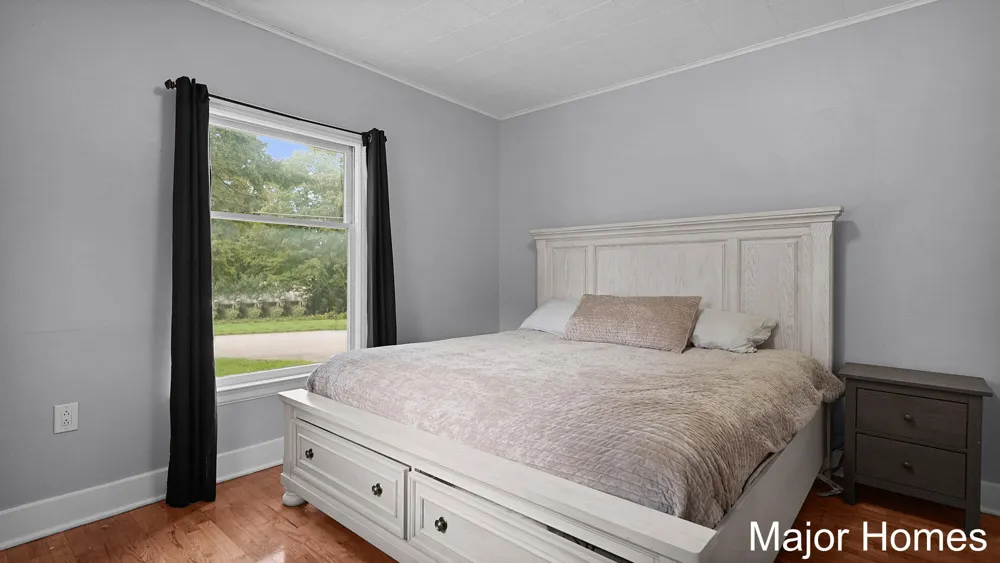 11418 SE Kirby Street SE Alto, MI 49302