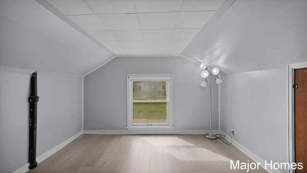 11418 SE Kirby Street SE Alto, MI 49302