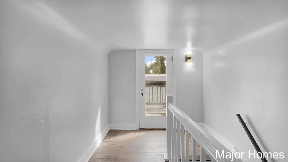 11418 SE Kirby Street SE Alto, MI 49302