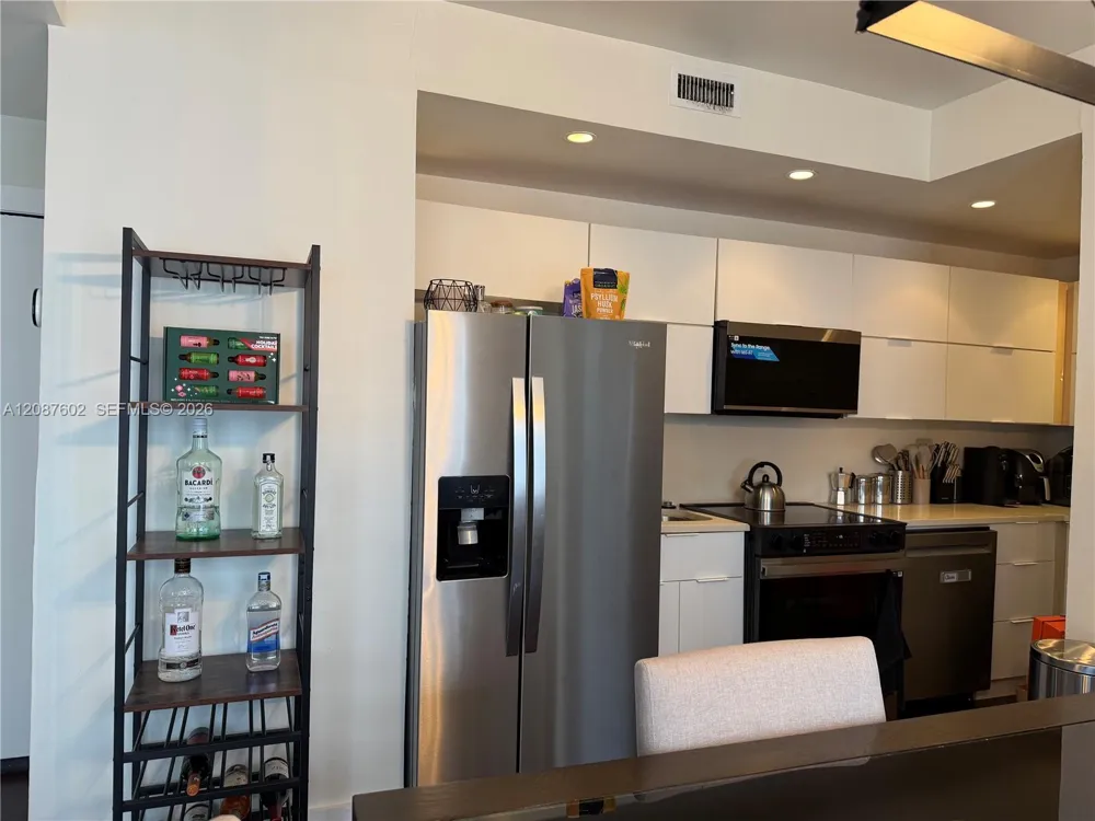 737 Jefferson Ave #303 Miami Beach, FL 33139