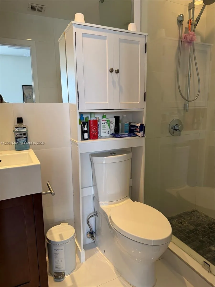 737 Jefferson Ave #303 Miami Beach, FL 33139