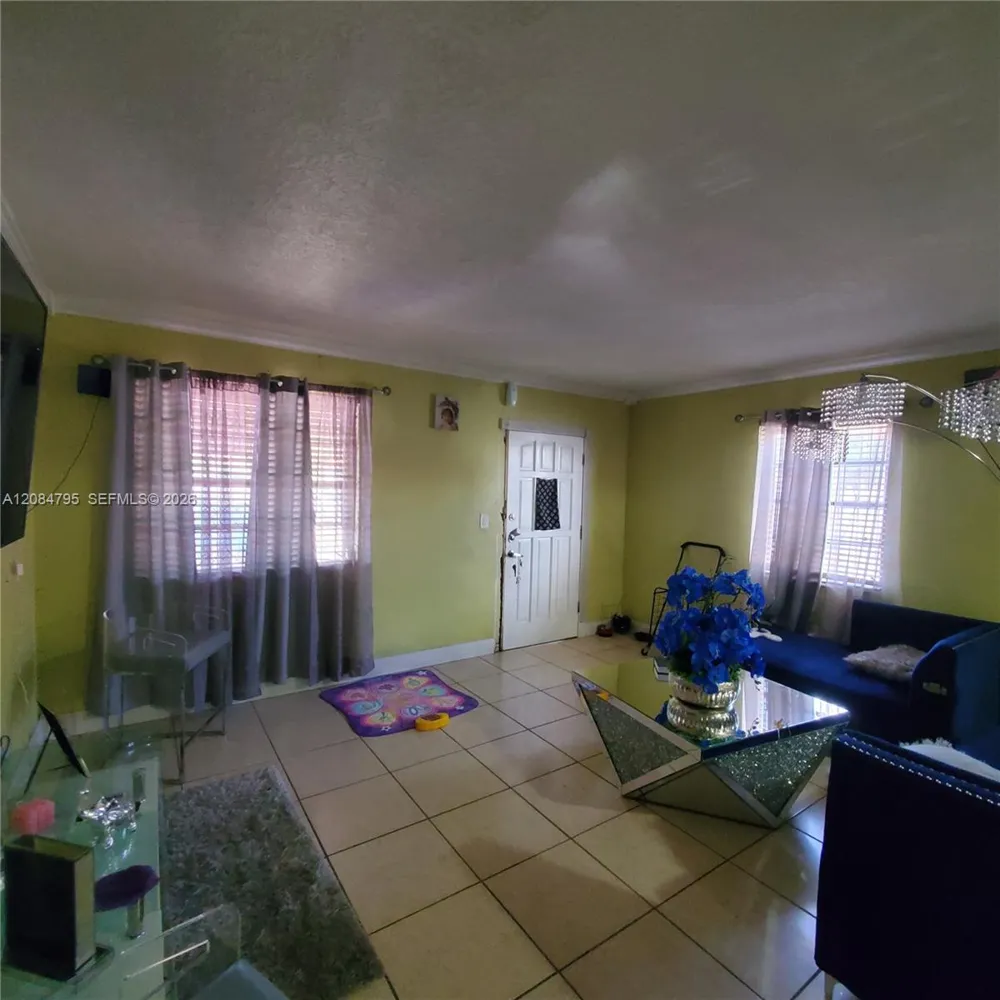 55 SW 60th Ct Miami, FL 33144