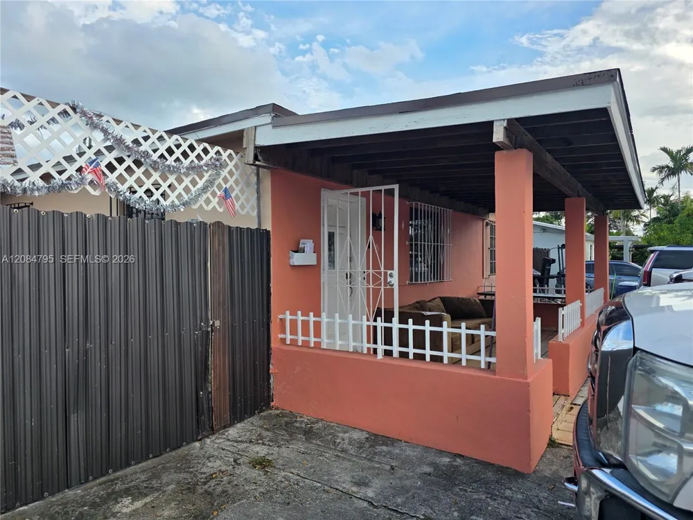 55 SW 60th Ct Miami, FL 33144