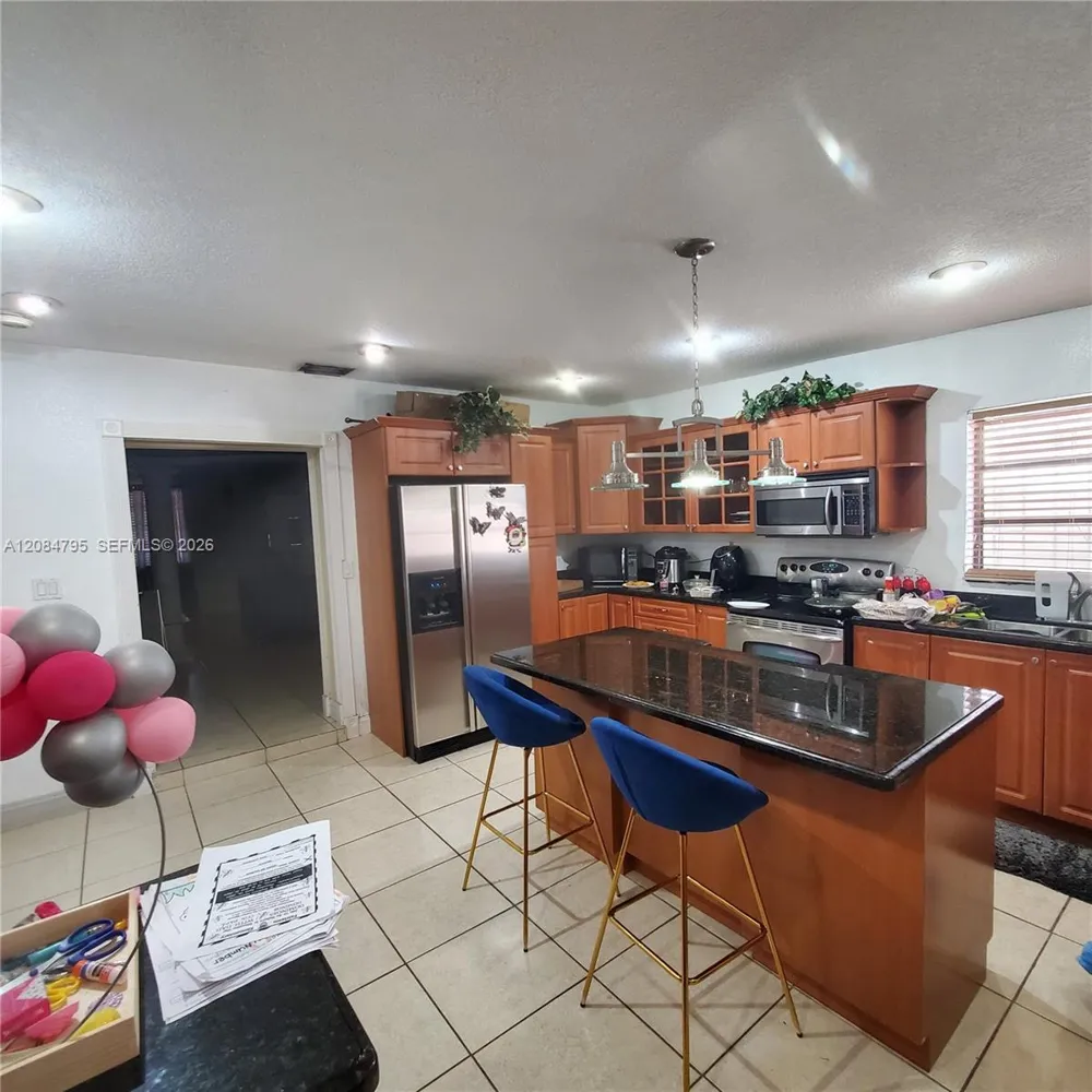 55 SW 60th Ct Miami, FL 33144