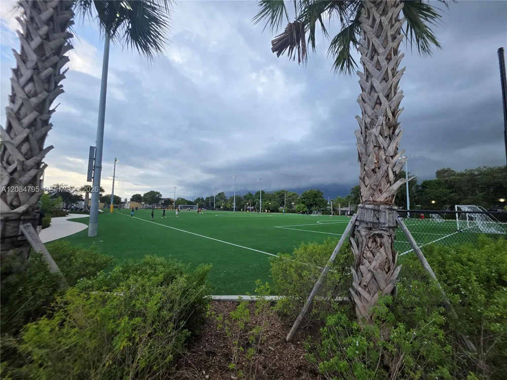 55 SW 60th Ct Miami, FL 33144