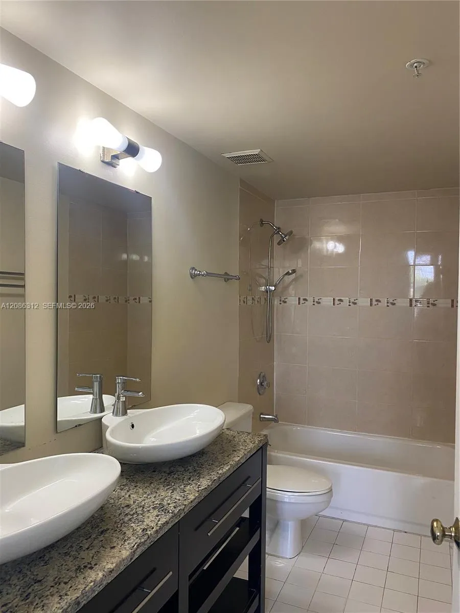 Address Not Shown Sunrise, FL 33325