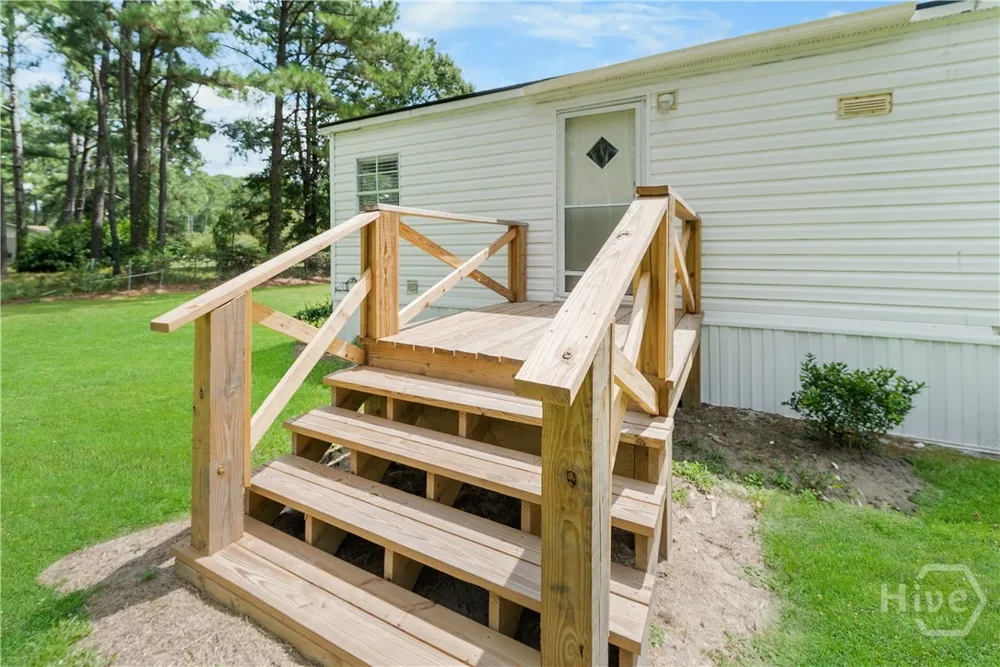 146 Floyd Avenue Guyton, GA 31312