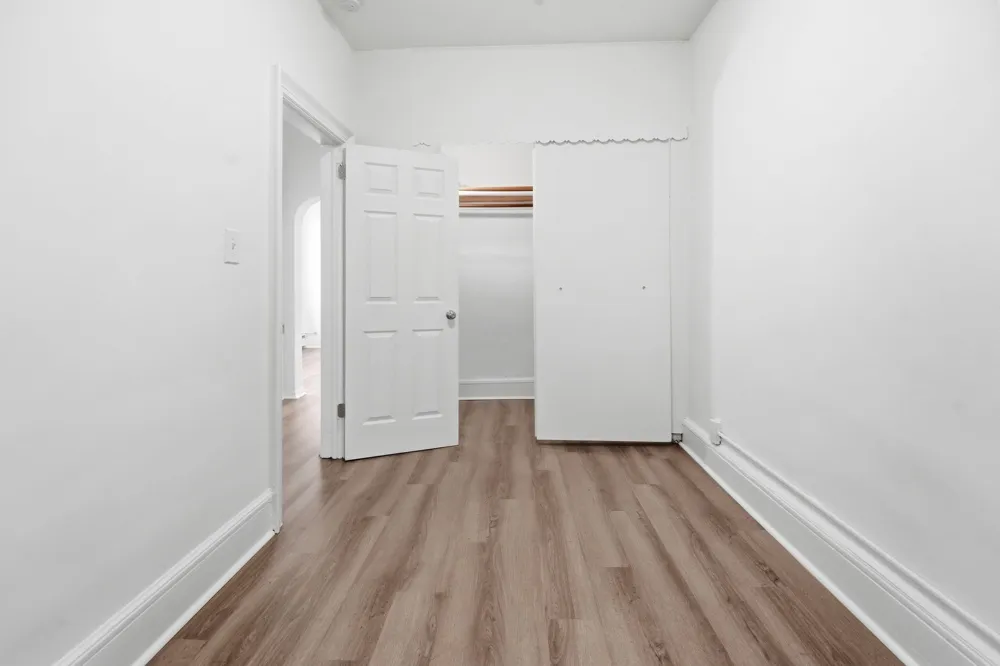 154 WEST 29TH ST Bayonne, NJ 07002