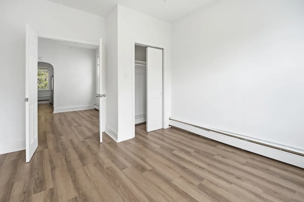 154 WEST 29TH ST Bayonne, NJ 07002