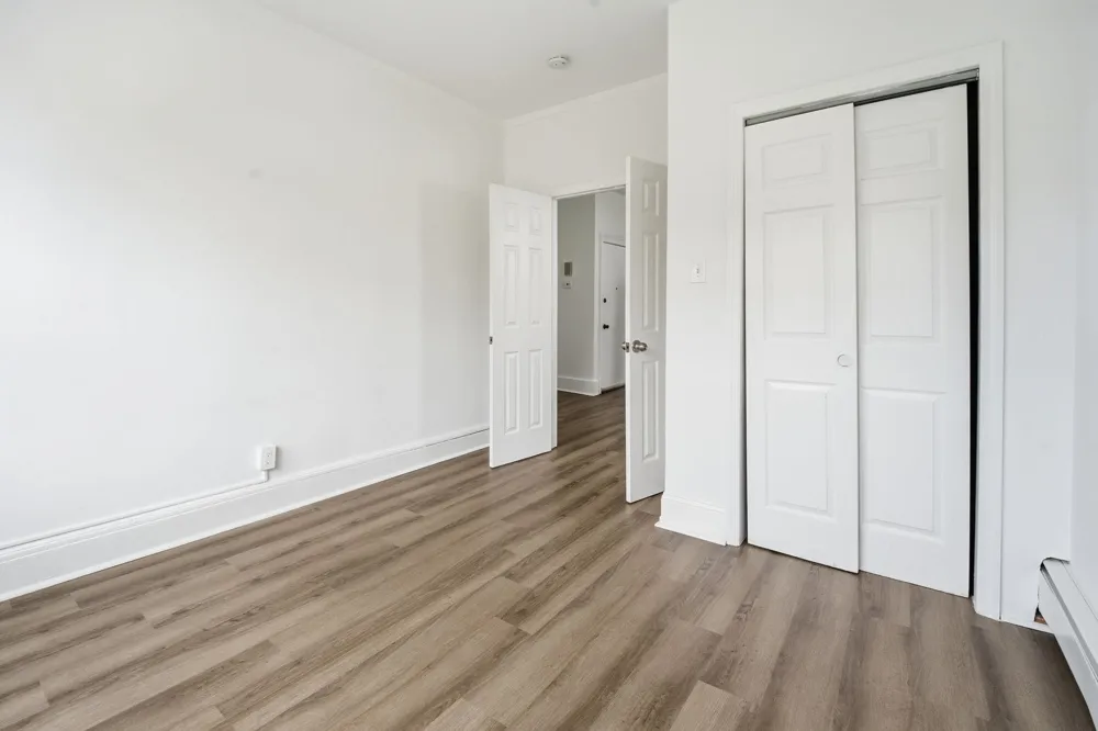 154 WEST 29TH ST Bayonne, NJ 07002