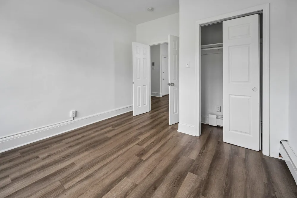 154 WEST 29TH ST Bayonne, NJ 07002