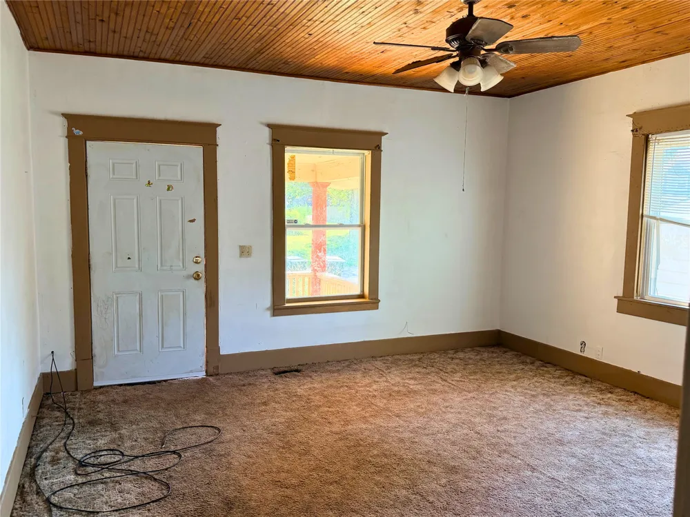 314 17th Street Collinsville, OK 74021