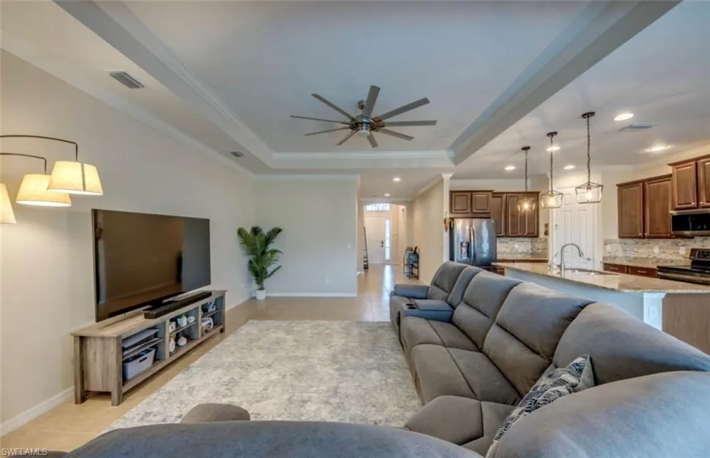 236 Destiny Circle Cape Coral, FL 33990