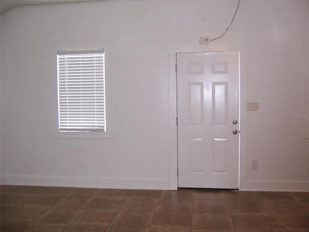 2011 CARRINGTON DRIVE Orlando, FL 32807