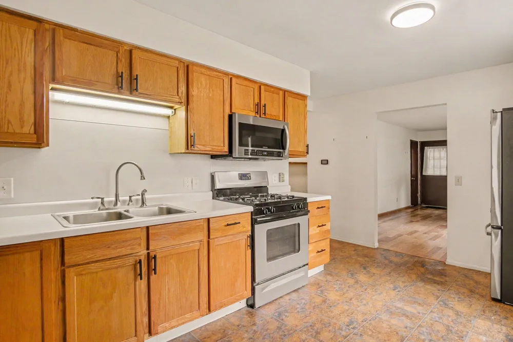 5123 Carson Avenue SW Wyoming City, MI 49548