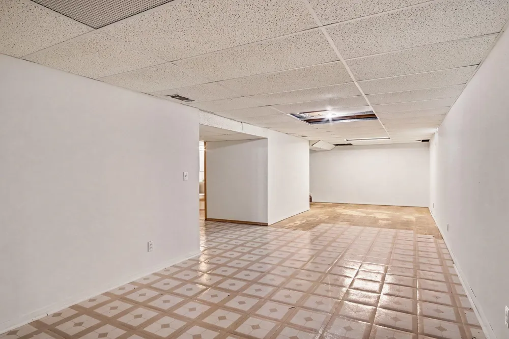5123 Carson Avenue SW Wyoming City, MI 49548