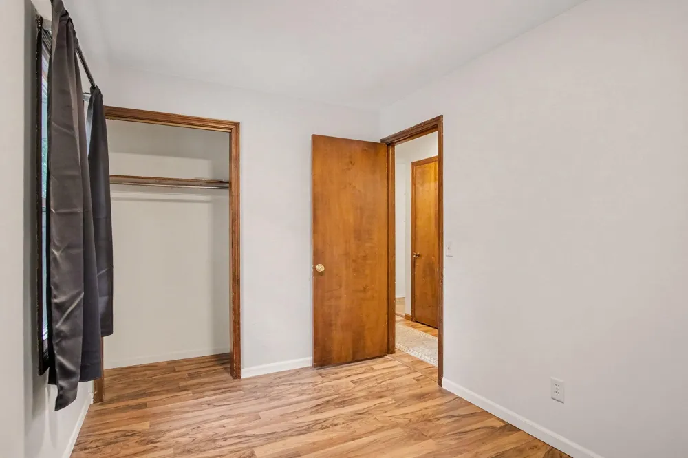 5123 Carson Avenue SW Wyoming City, MI 49548