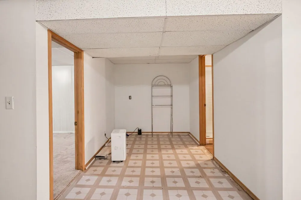 5123 Carson Avenue SW Wyoming City, MI 49548