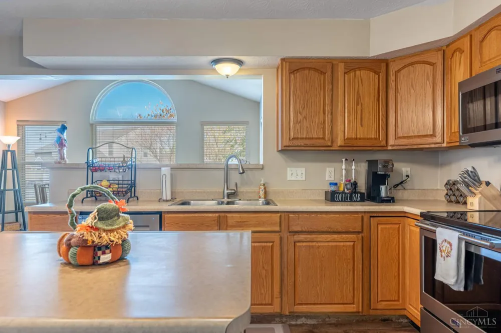 1946 Michelle Lane Monroe, OH 45044