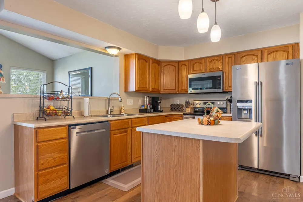 1946 Michelle Lane Monroe, OH 45044