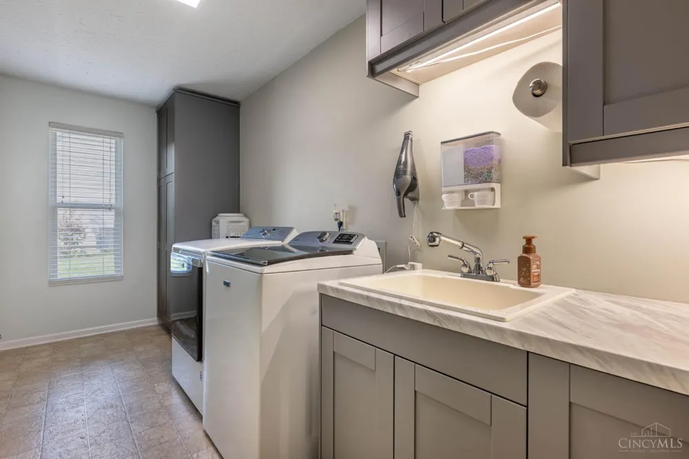 1946 Michelle Lane Monroe, OH 45044