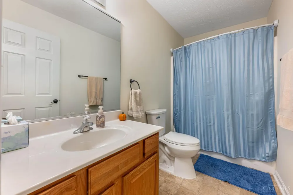 1946 Michelle Lane Monroe, OH 45044