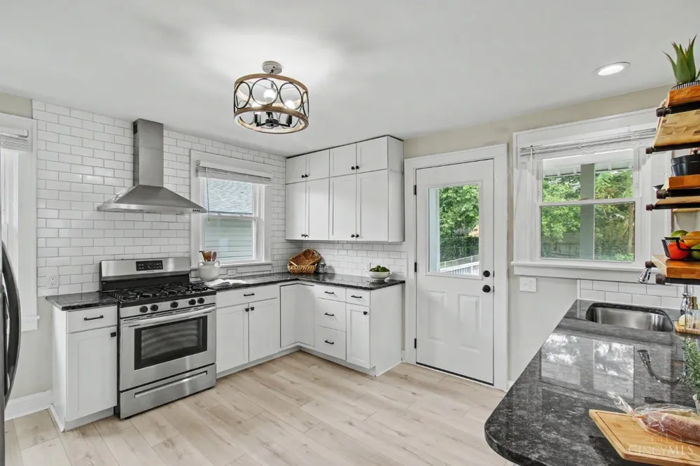 6846 Hurd Avenue Columbia, OH 45227