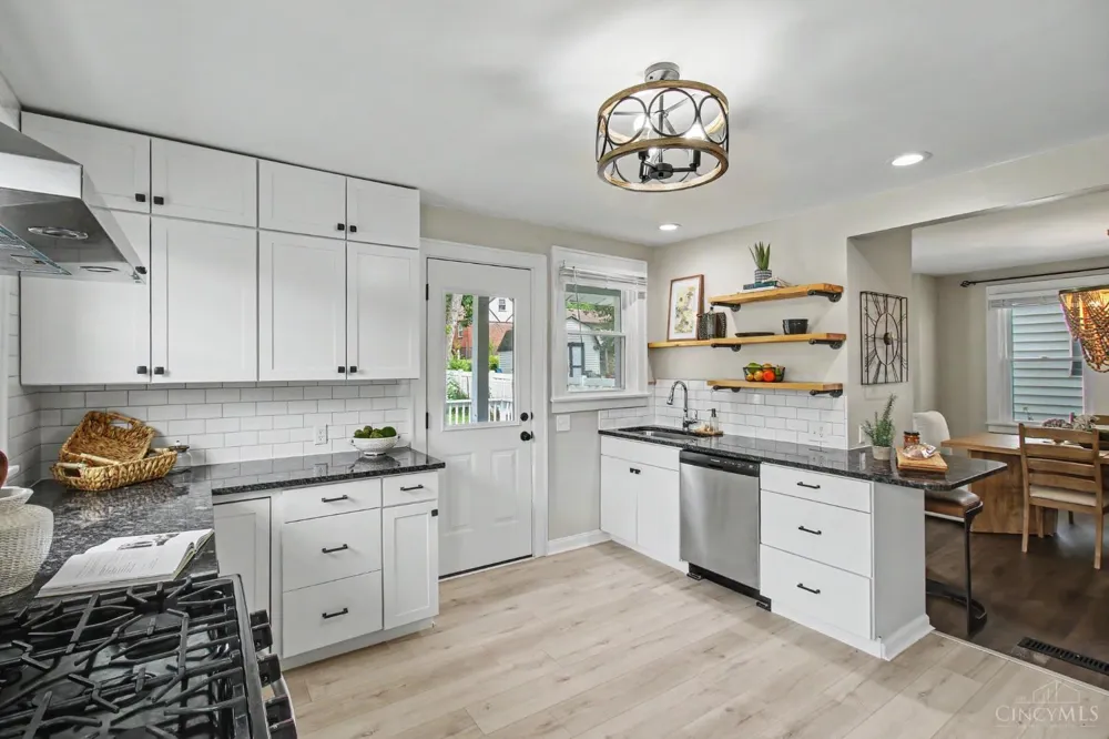 6846 Hurd Avenue Columbia, OH 45227