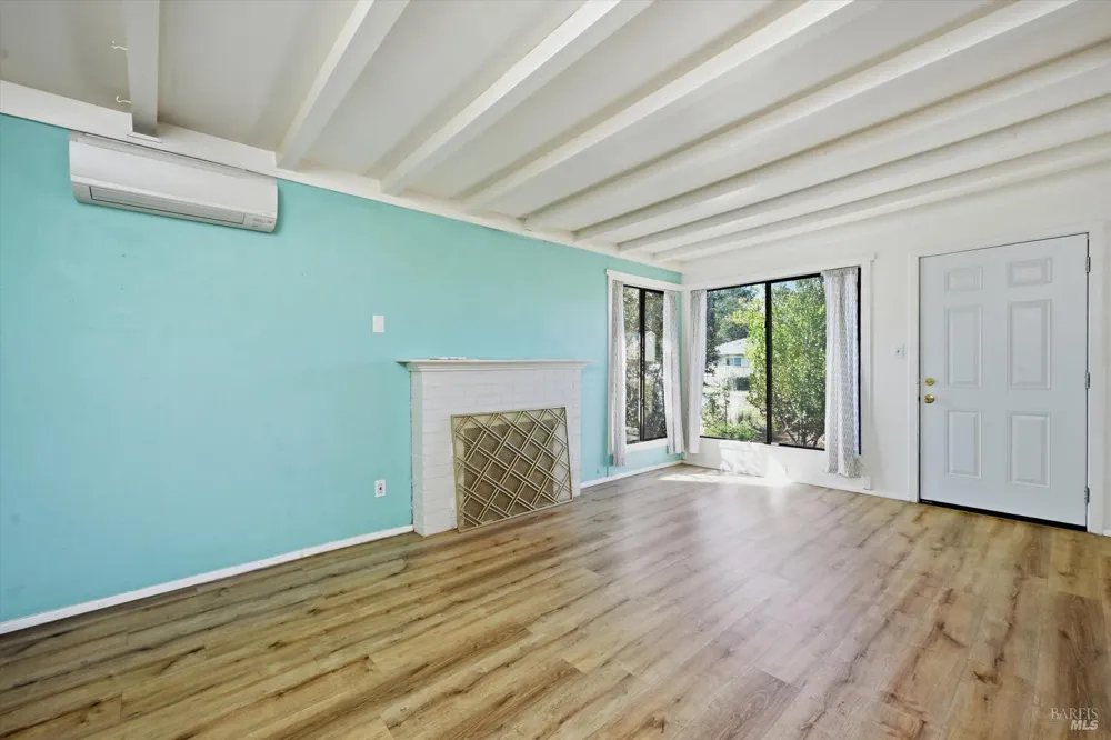 736 Brigham Avenue Santa Rosa, CA 95404