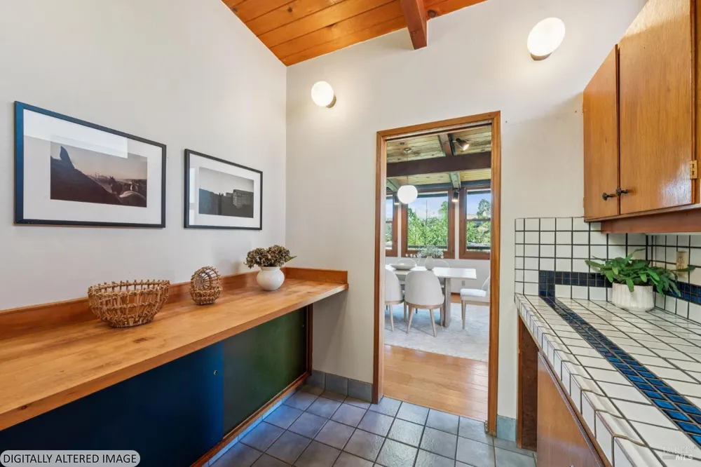 1091 W California Avenue Mill Valley, CA 94941