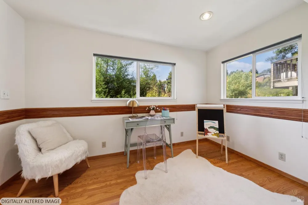 1091 W California Avenue Mill Valley, CA 94941