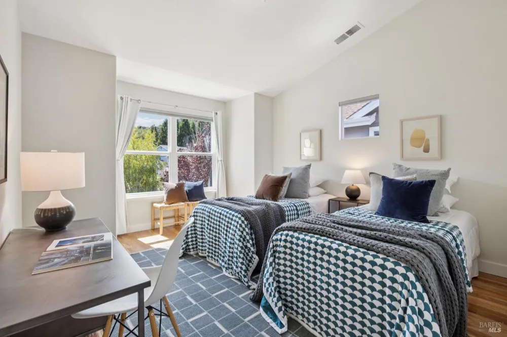 25 Wildflower Drive Corte Madera, CA 94925