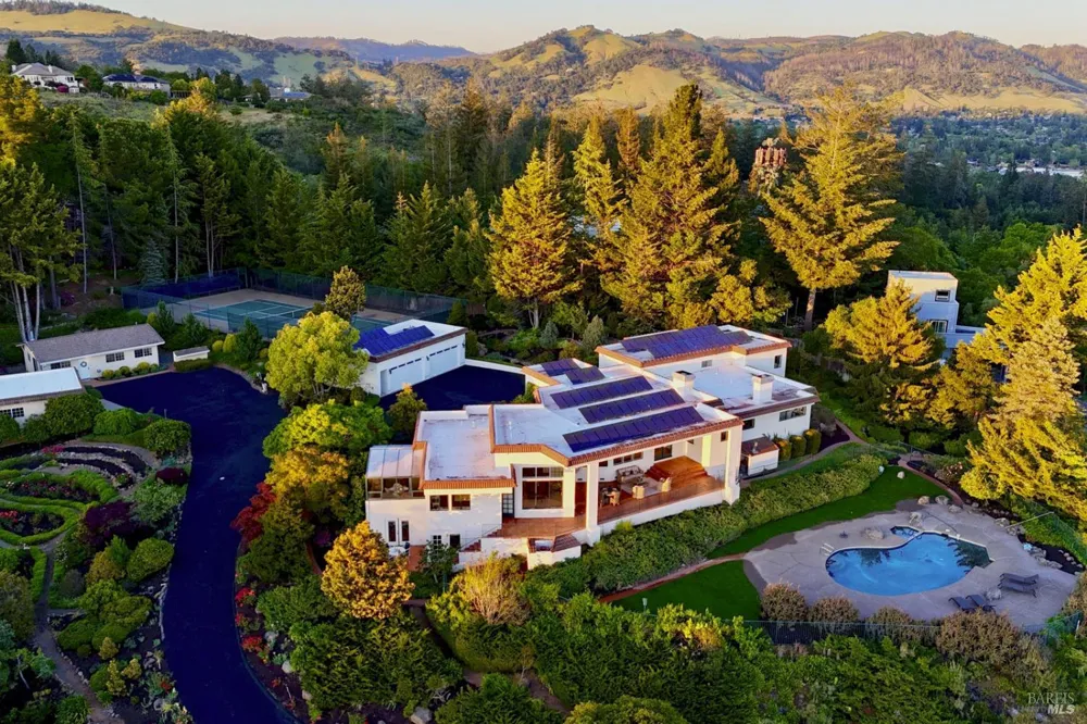 3975 Chanate Road Santa Rosa, CA 95404
