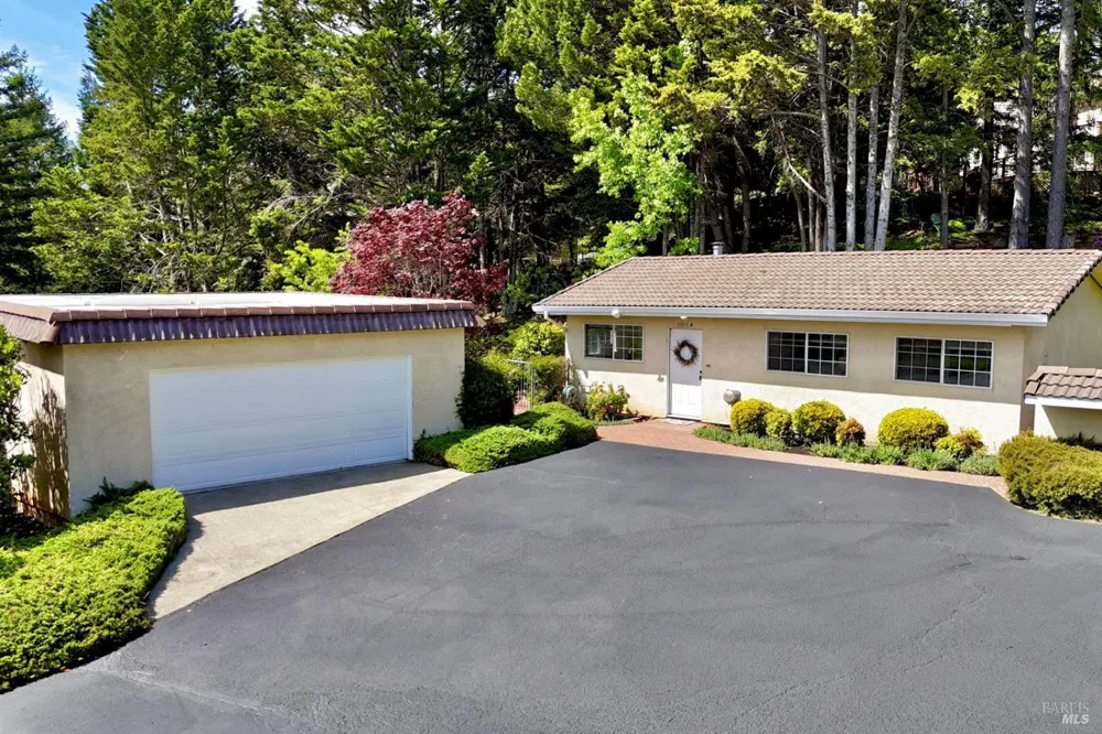 3975 Chanate Road Santa Rosa, CA 95404