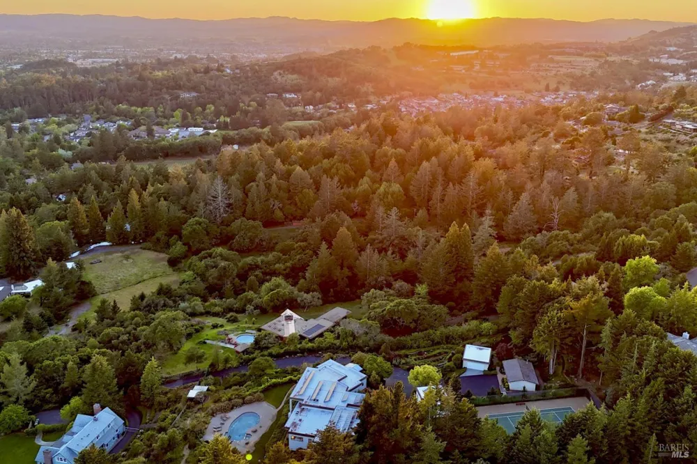 3975 Chanate Road Santa Rosa, CA 95404
