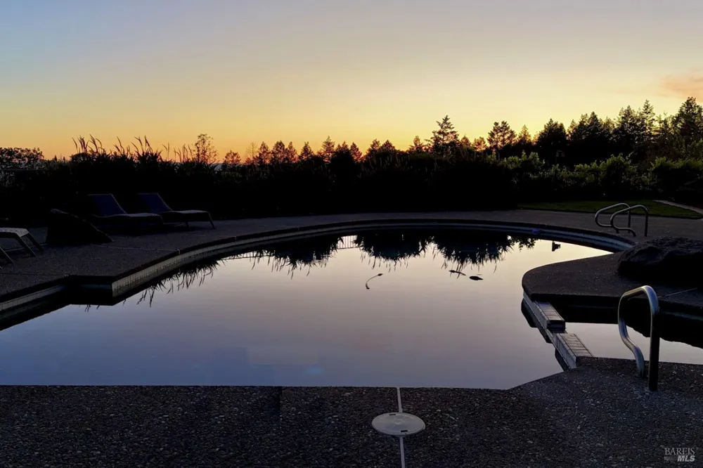 3975 Chanate Road Santa Rosa, CA 95404