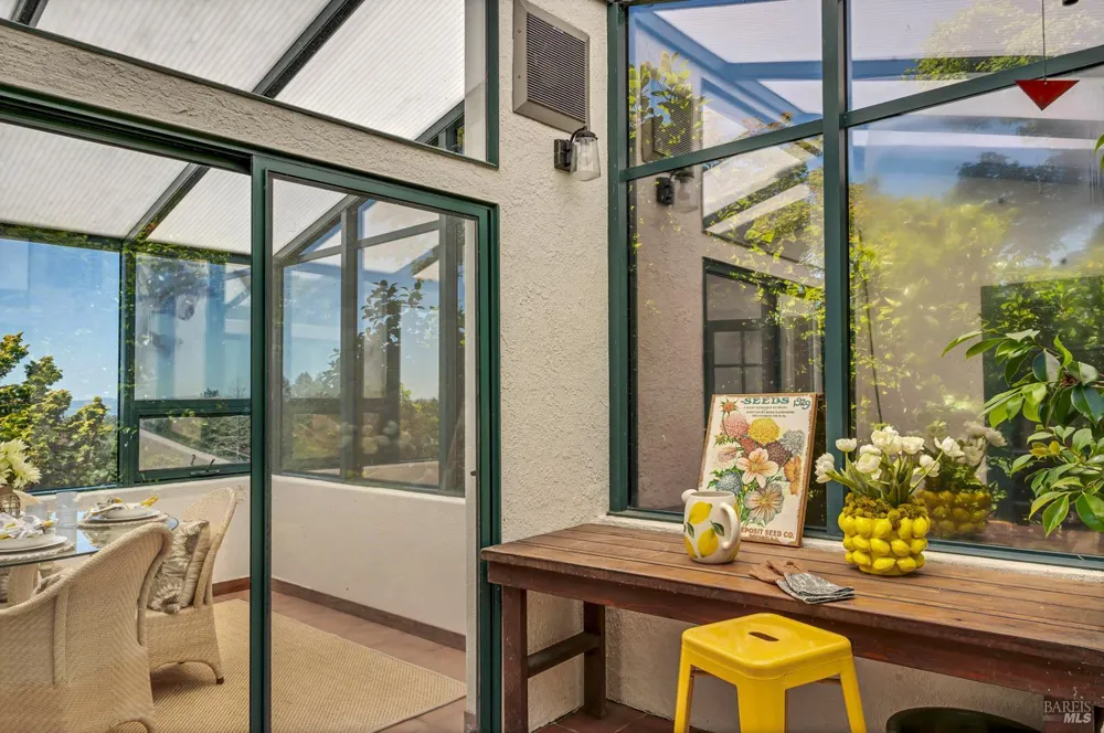 3975 Chanate Road Santa Rosa, CA 95404