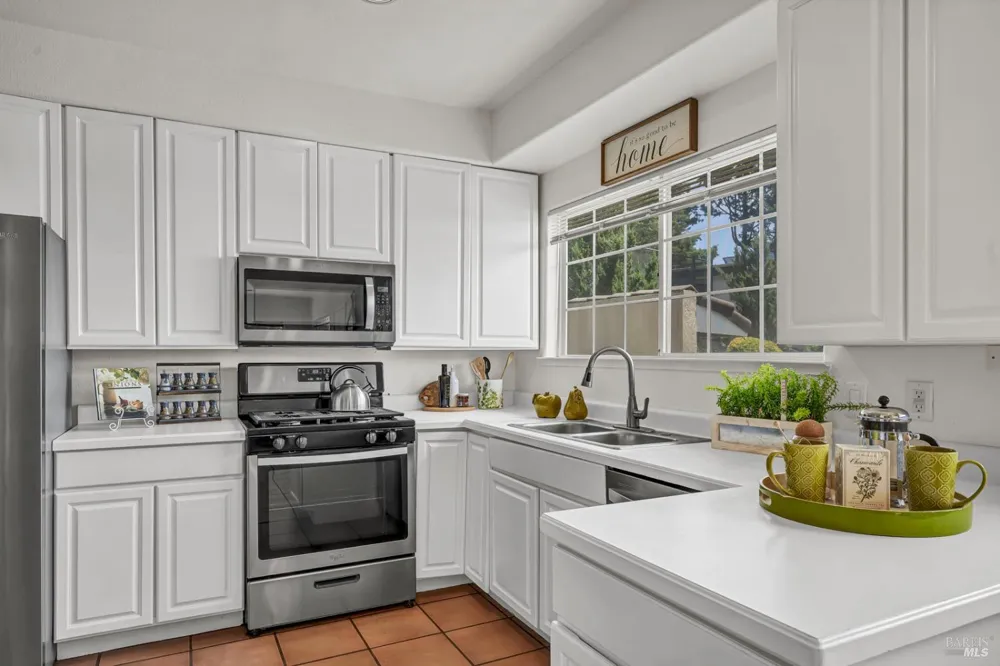 3975 Chanate Road Santa Rosa, CA 95404