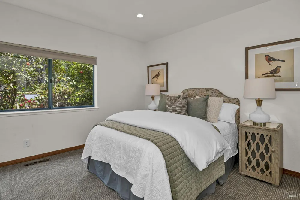 3975 Chanate Road Santa Rosa, CA 95404