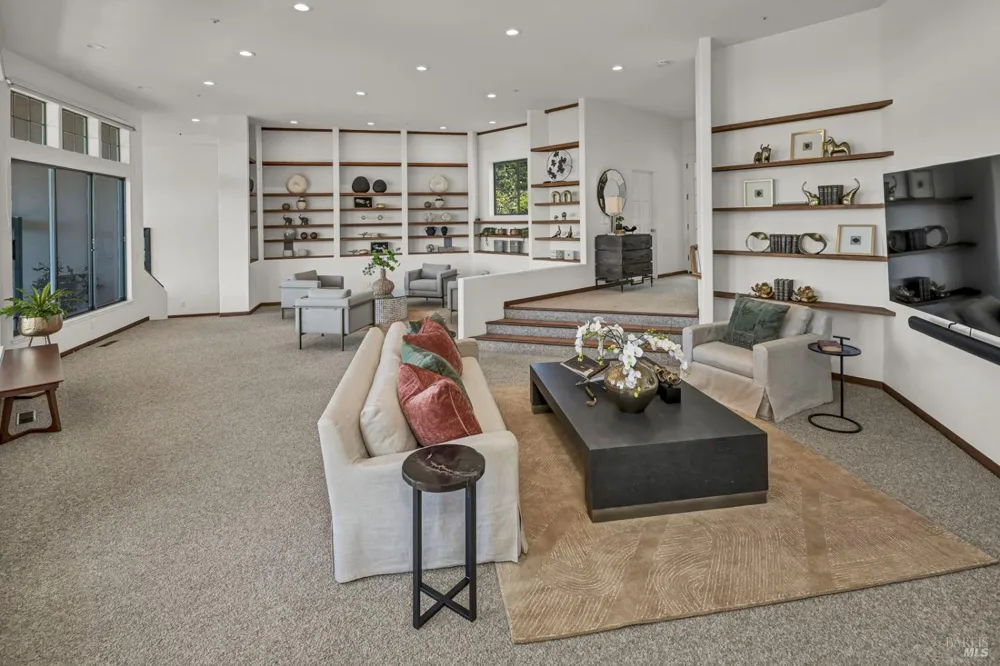 3975 Chanate Road Santa Rosa, CA 95404