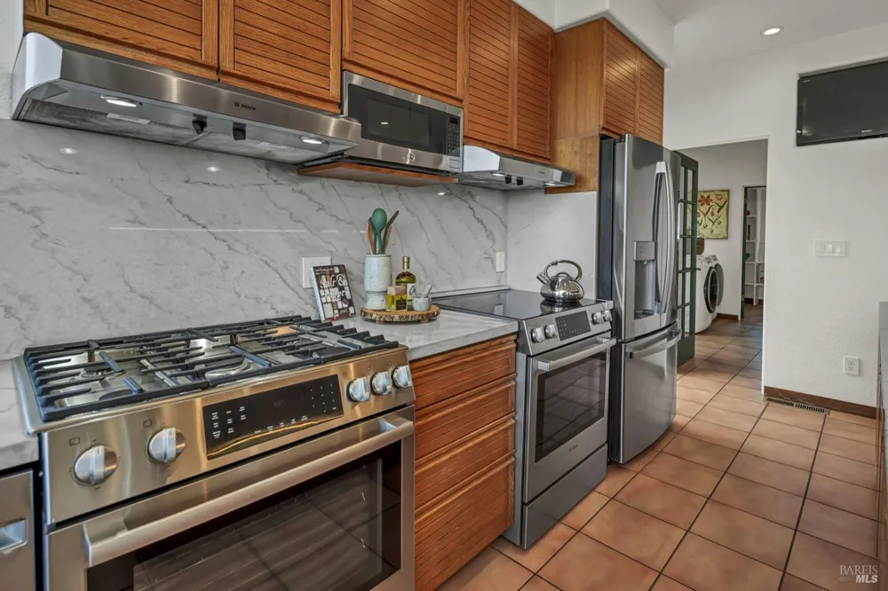 3975 Chanate Road Santa Rosa, CA 95404